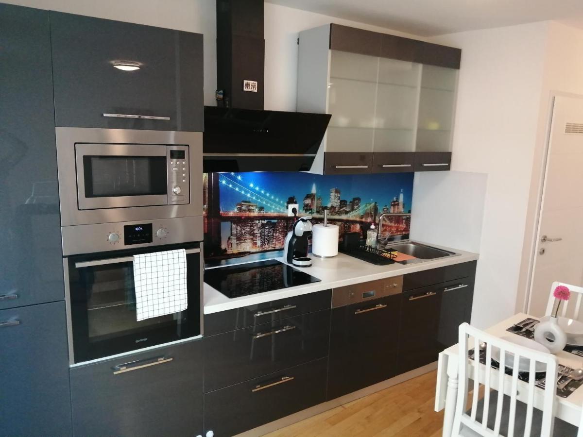 Apartment Tesla Vienna Exterior photo