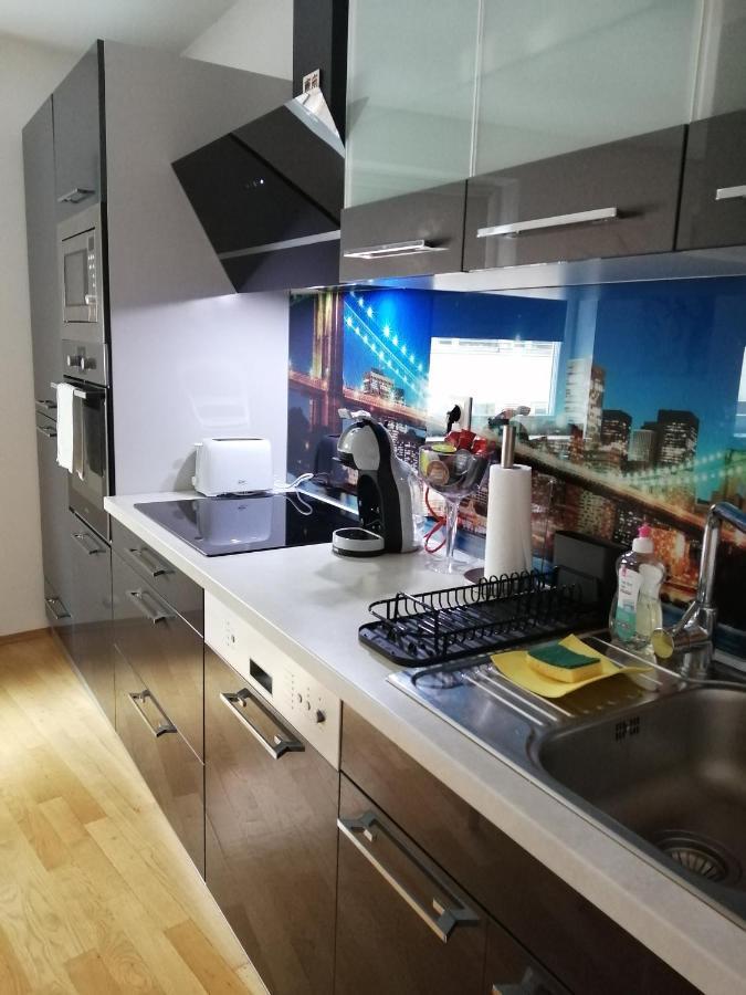 Apartment Tesla Vienna Exterior photo