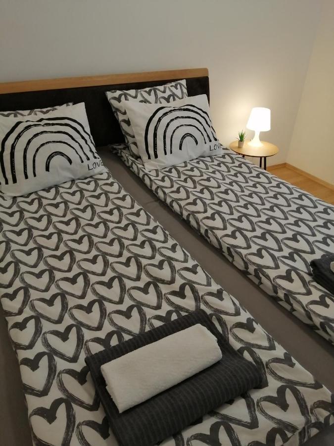 Apartment Tesla Vienna Exterior photo